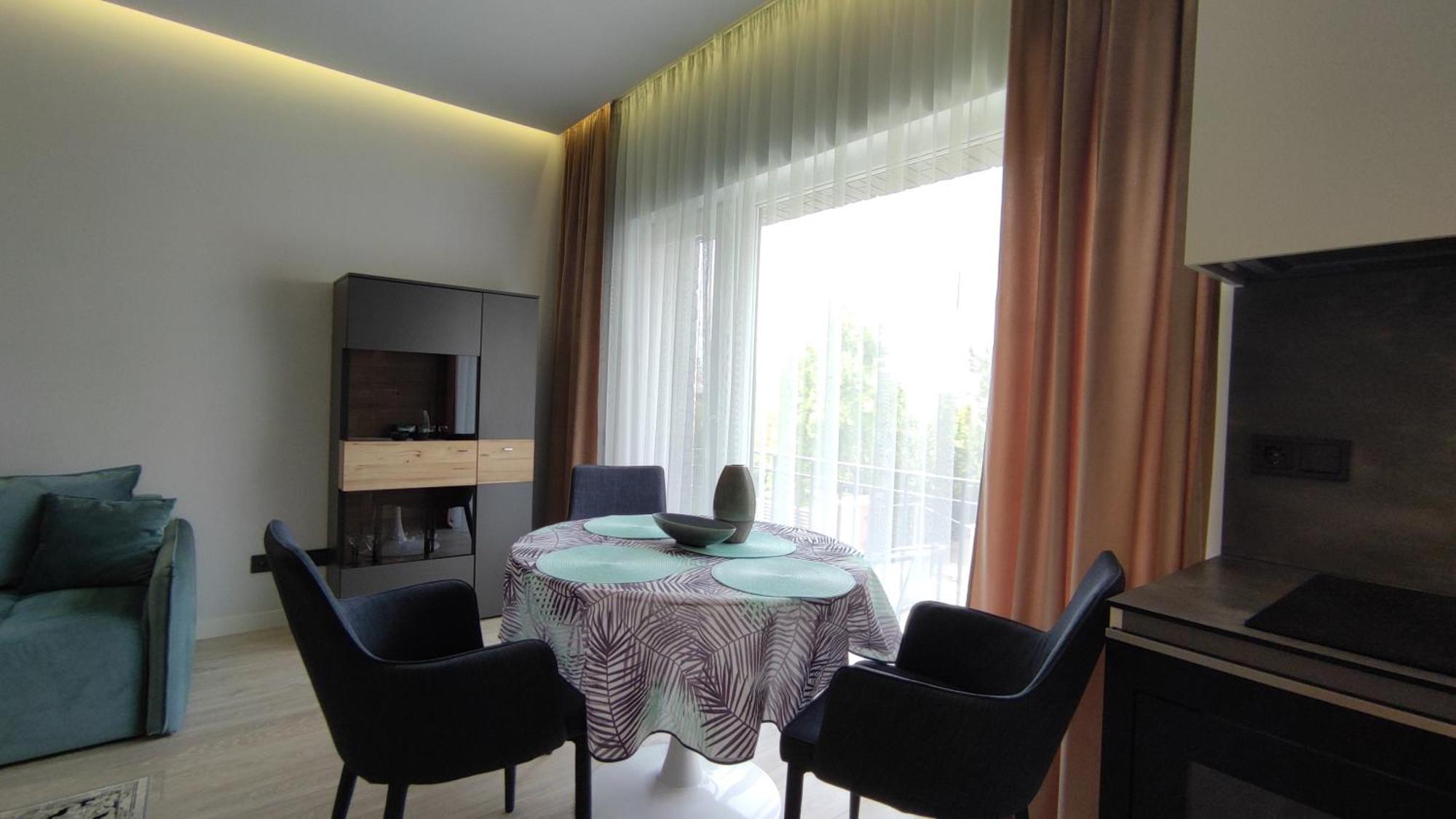 New J&R Apartment Near Girstutis, Free Private Parking & Self Check-In Kaunas Eksteriør billede