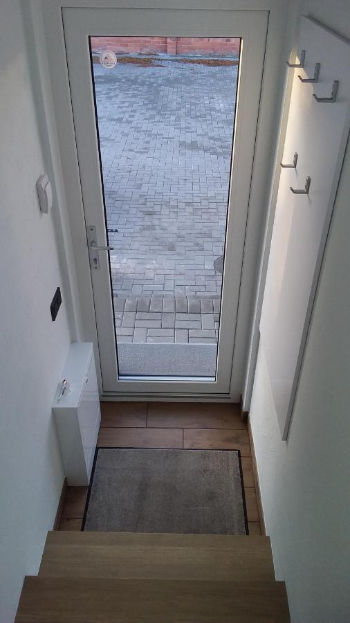 New J&R Apartment Near Girstutis, Free Private Parking & Self Check-In Kaunas Eksteriør billede